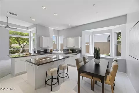 8880 E Wood Dr, Scottsdale, AZ 85260
