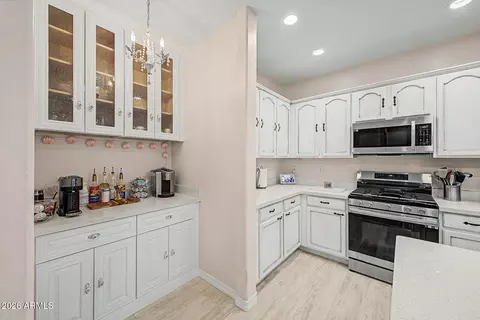 Kitchen - 4657 E Cabrillo Dr, Gilbert, AZ 85297 photo 4 of 4