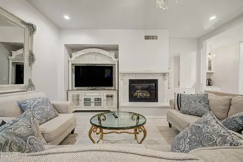 Living - 4657 E Cabrillo Dr, Gilbert, AZ 85297 photo 4 of 4