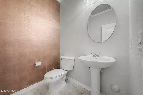 Bath - 4657 E Cabrillo Dr, Gilbert, AZ 85297 photo 1 of 5