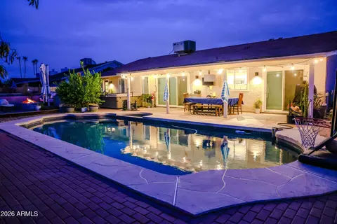 10130 W Meadowbrook Ave, Phoenix, AZ 85037