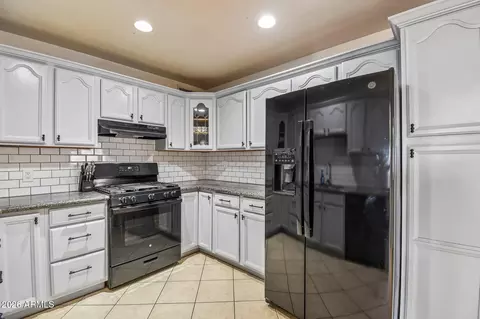 Kitchen - 1509 E 3rd Ave, Mesa, AZ 85204 photo 2 of 3