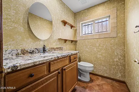 Bath - 1539 E Westwind Way, Tempe, AZ 85283 photo 1 of 4
