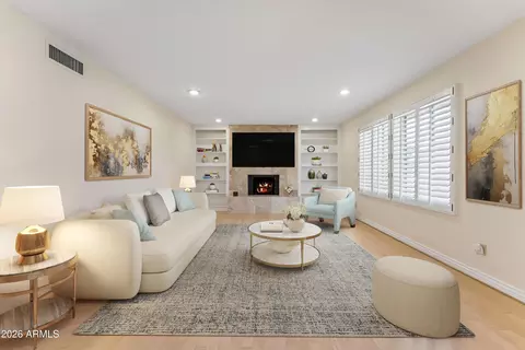 Living - 943 Eveningstar Ln, Tempe, AZ 85283 photo 1 of 2