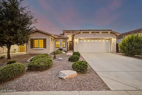 2973 E Santa Fe Ln, Gilbert, AZ 85297