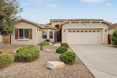 Exterior - 2973 E Santa Fe Ln, Gilbert, AZ 85297 photo 5 of 13