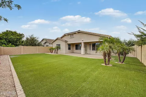 Exterior - 2973 E Santa Fe Ln, Gilbert, AZ 85297 photo 12 of 13