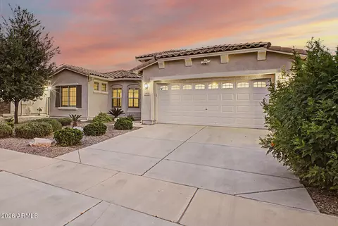 Exterior - 2973 E Santa Fe Ln, Gilbert, AZ 85297 photo 2 of 13
