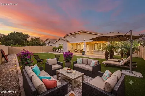 Exterior - 2973 E Santa Fe Ln, Gilbert, AZ 85297 photo 8 of 15