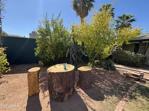 Exterior - 3511 N 12th St, Phoenix, AZ 85014 photo 11 of 15