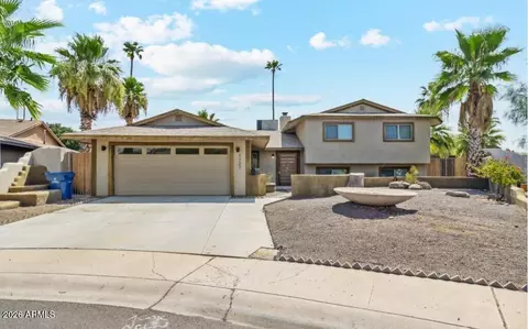 Exterior - 1737 E Manhatton Dr, Tempe, AZ 85282 photo 2 of 4