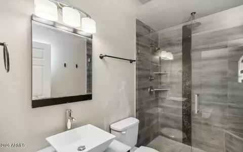 Bath - 1737 E Manhatton Dr, Tempe, AZ 85282 photo 1 of 4