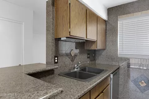 Kitchen - 20235 N 3rd Dr #8, Phoenix, AZ 85027 photo 3 of 5