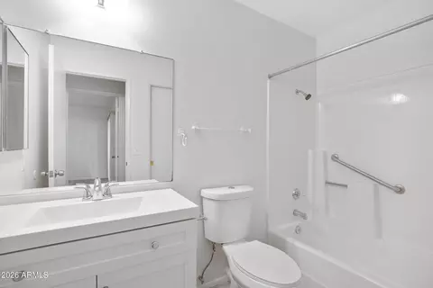 Bath - 20235 N 3rd Dr #8, Phoenix, AZ 85027 photo 3 of 3