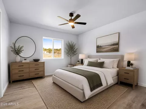 Bedroom - 18278 S Frontier Rd, Peeples Valley, AZ 86332 photo 1 of 3