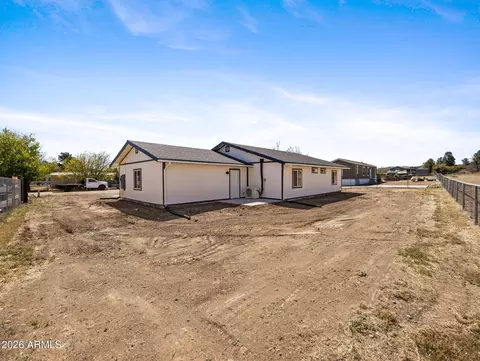 Exterior - 18278 S Frontier Rd, Peeples Valley, AZ 86332 photo 6 of 6