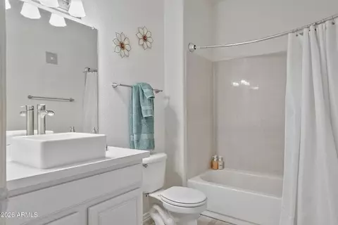 Bath - 3434 E Baseline Rd #259, Phoenix, AZ 85042 photo 3 of 4