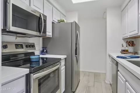 Kitchen - 3434 E Baseline Rd #259, Phoenix, AZ 85042 photo 1 of 2