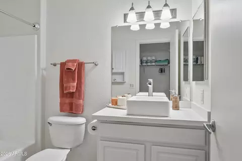Bath - 3434 E Baseline Rd #259, Phoenix, AZ 85042 photo 1 of 4