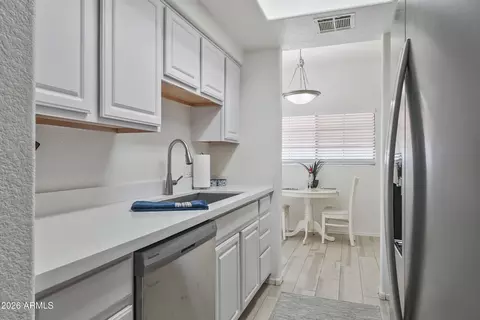 Kitchen - 3434 E Baseline Rd #259, Phoenix, AZ 85042 photo 2 of 2