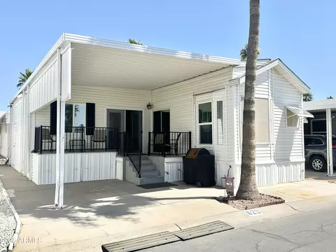 625 S Hawks Eye Dr, Apache Junction, AZ 85119