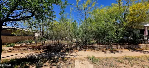 626 E 7th St #9, Douglas, AZ 85067