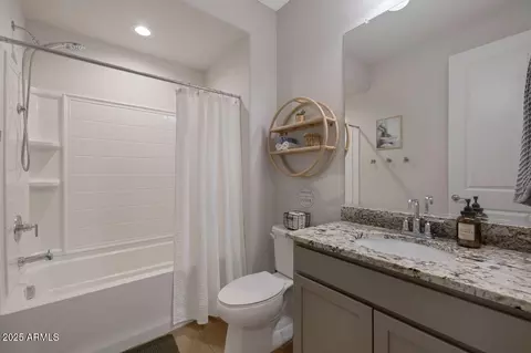 Bath - 1929 W Burnside Trl, Phoenix, AZ 85085 photo 4 of 4