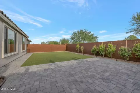 Exterior - 1929 W Burnside Trl, Phoenix, AZ 85085 photo 5 of 13