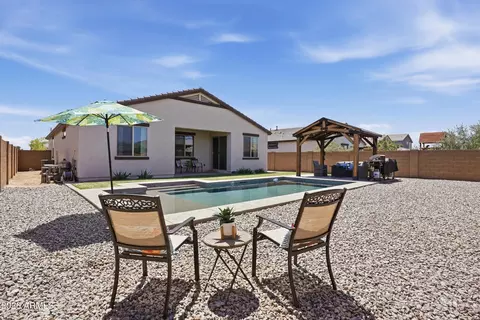 628 W White Sands Dr, San Tan Valley, AZ 85140