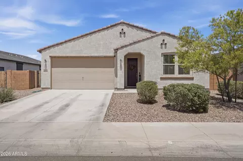 628 W White Sands Dr, San Tan Valley, AZ 85140