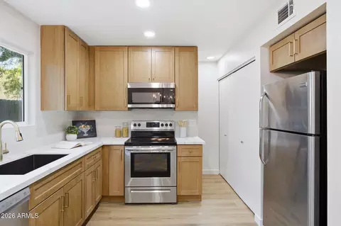 Kitchen - 619 E Jensen St #88, Mesa, AZ 85203 photo 2 of 4