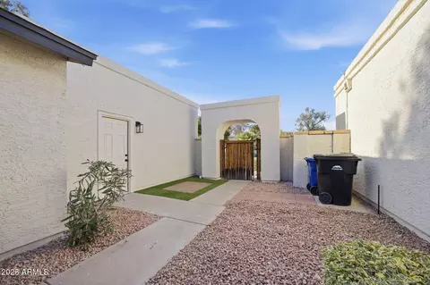 Exterior - 619 E Jensen St #88, Mesa, AZ 85203 photo 7 of 7