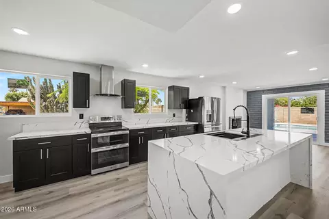 504 E Fremont Dr, Tempe, AZ 85282