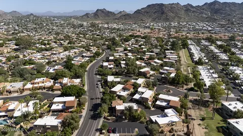 View/Area - 830 E Peoria Ave #3, Phoenix, AZ 85020 photo 4 of 5