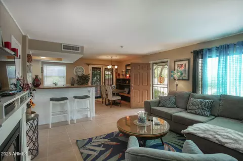 Living - 830 E Peoria Ave #3, Phoenix, AZ 85020 photo 3 of 3
