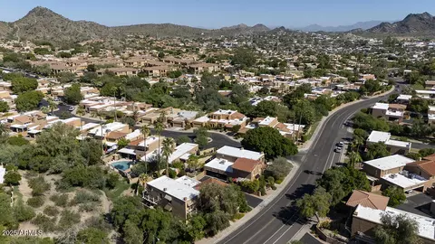 View/Area - 830 E Peoria Ave #3, Phoenix, AZ 85020 photo 3 of 5