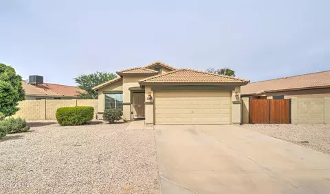 39942 N Passaro Dr, San Tan Valley, AZ 85140