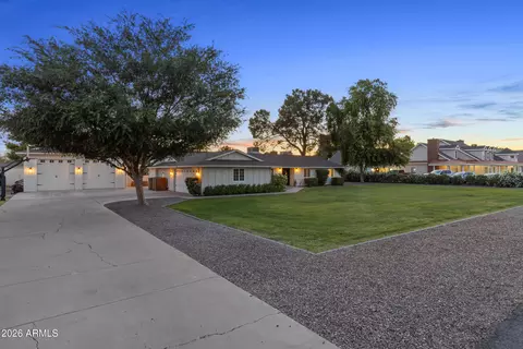 Exterior - 914 N Constellation Way, Gilbert, AZ 85234 photo 16 of 20