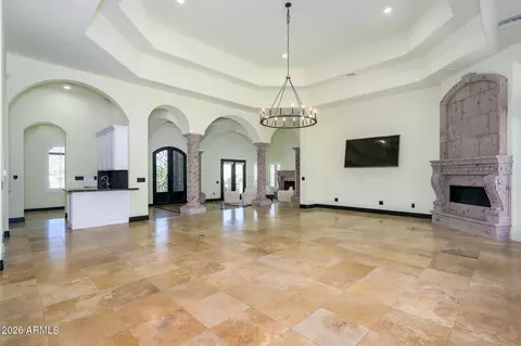 Living - 2021 E Barkwood Rd, Phoenix, AZ 85048 photo 8 of 10