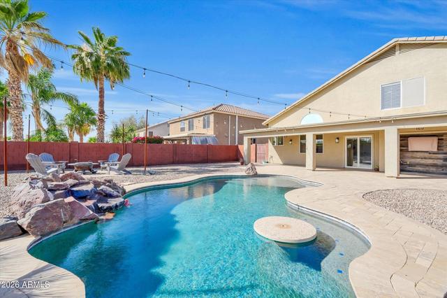 31656 N Blackfoot Dr, San Tan Valley, AZ 85143