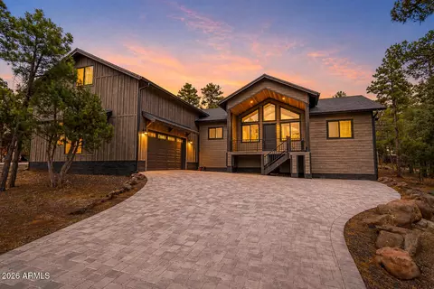 4520 W Hawthorn Rd, Show Low, AZ 85901
