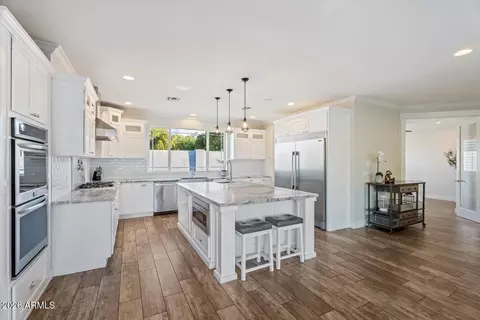 Kitchen - 3401 N 34th Pl, Phoenix, AZ 85018 photo 3 of 5