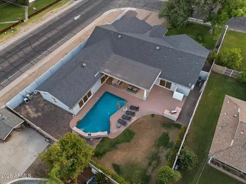 View/Area - 3401 N 34th Pl, Phoenix, AZ 85018 photo 1 of 1