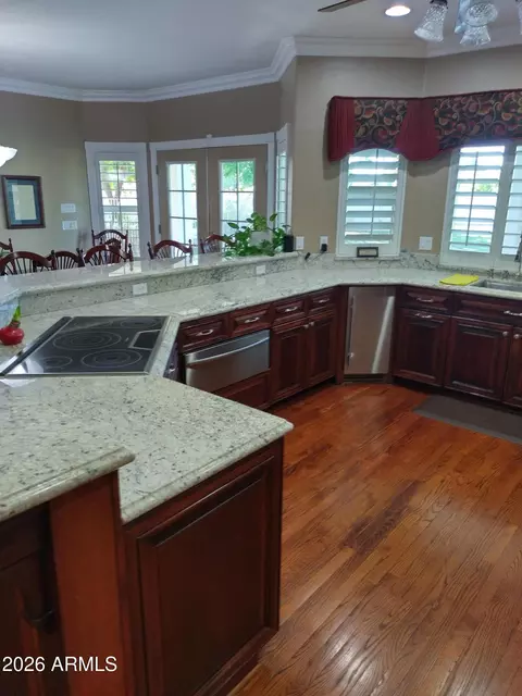 Kitchen - 4402 E Indigo Bay Dr, Gilbert, AZ 85234 photo 2 of 5