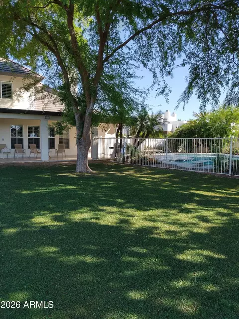 Exterior - 4402 E Indigo Bay Dr, Gilbert, AZ 85234 photo 8 of 9