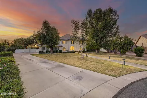 4402 E Indigo Bay Dr, Gilbert, AZ 85234