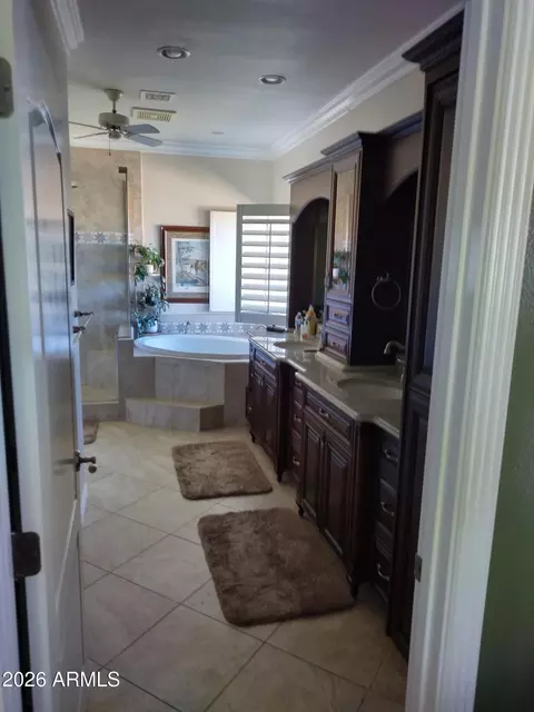 Bath - 4402 E Indigo Bay Dr, Gilbert, AZ 85234 photo 5 of 8