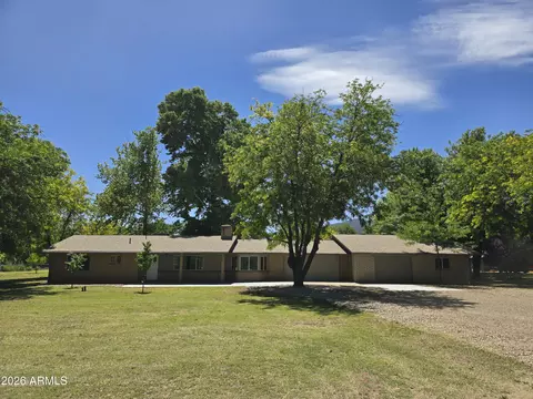 843 E Armetta Dr, Camp Verde, AZ 86322