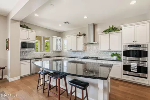 Kitchen - 3732 Ellis St, Mesa, AZ 85205 photo 4 of 5