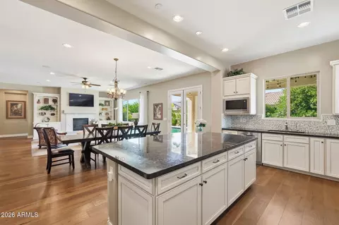 Kitchen - 3732 Ellis St, Mesa, AZ 85205 photo 1 of 5